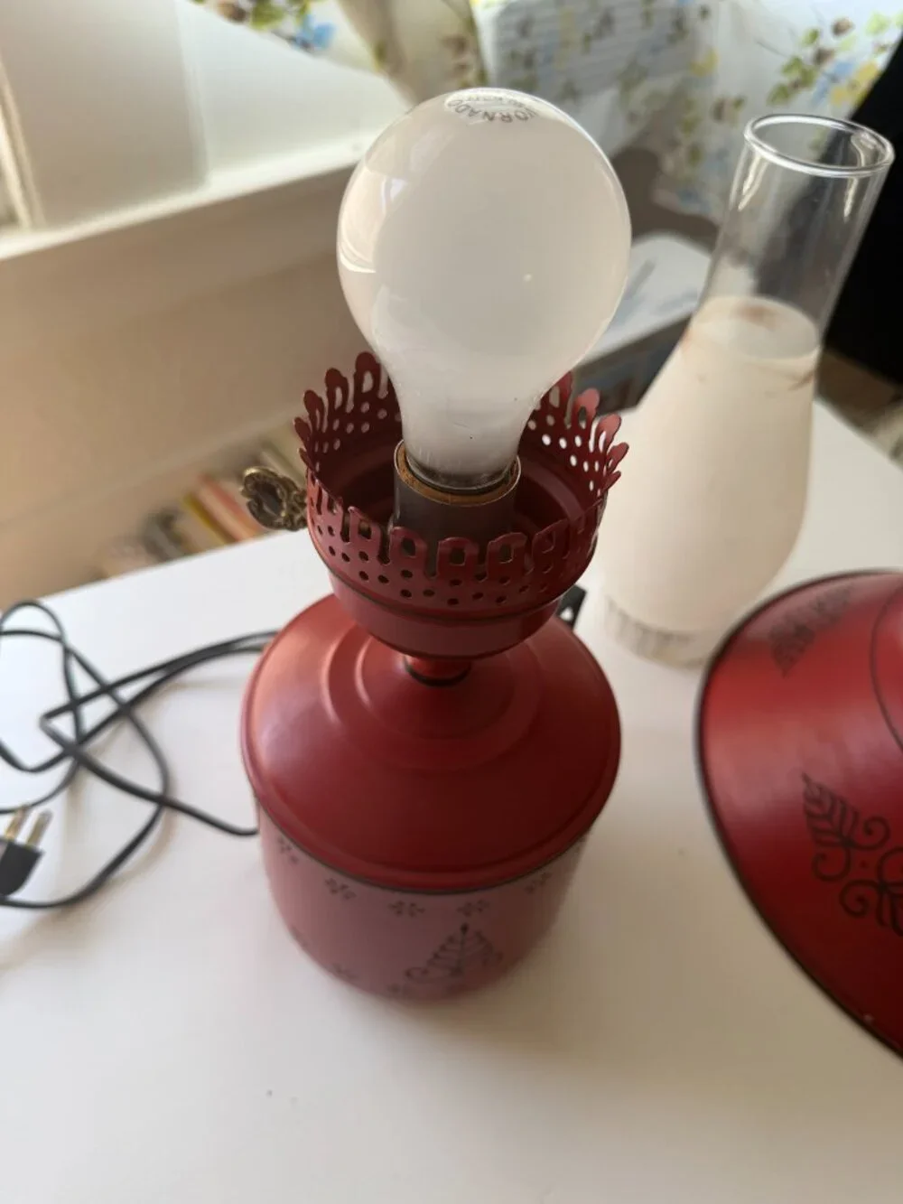Vintage 1960s Tole Toleware 16.5” Metal Red Orange Table Hurricane Lamp